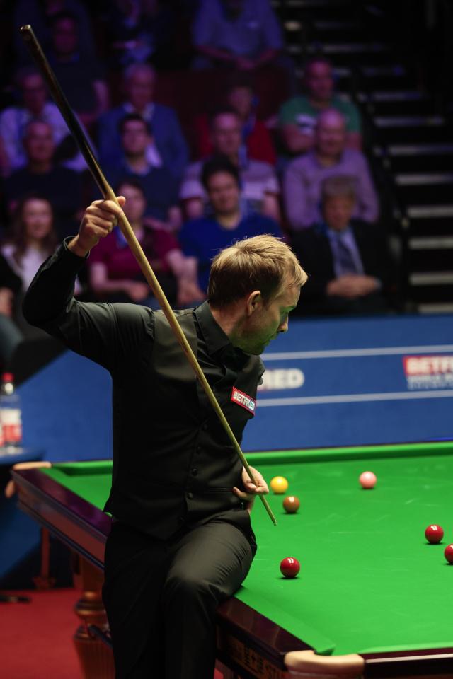 津媒：尽管中国男足成绩不行 但帅位仍具吸引力