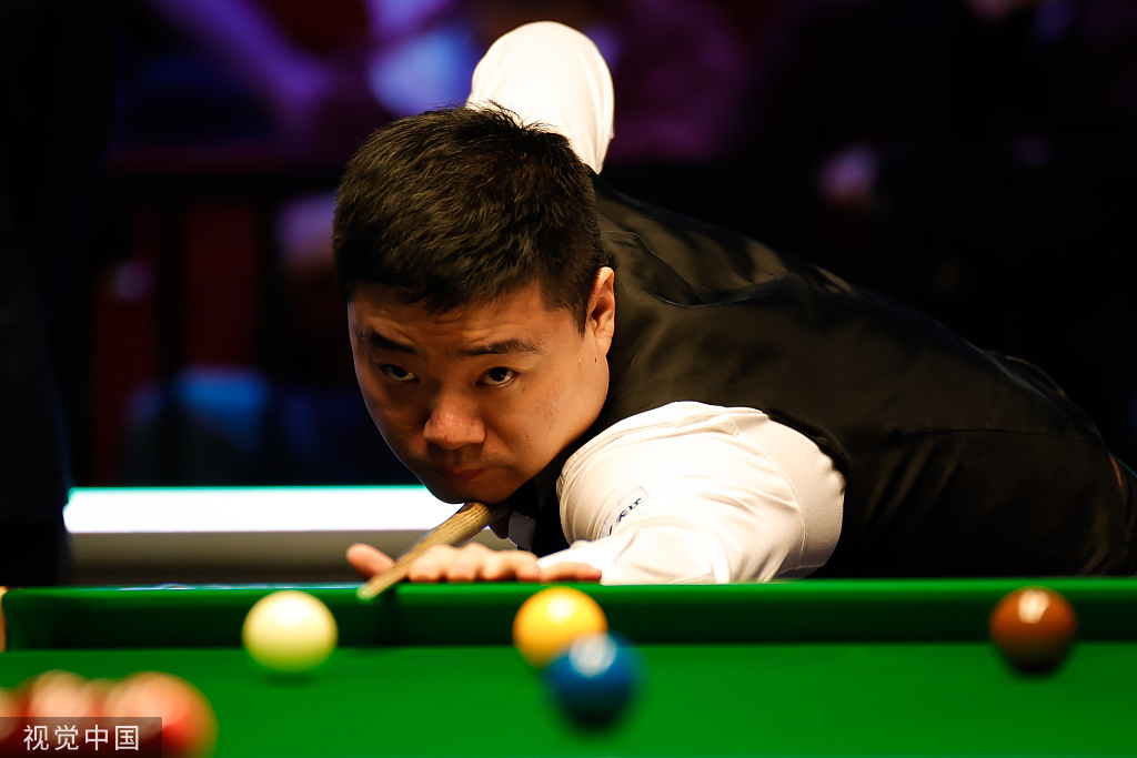 队员们通过 队员们通过